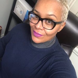 Meet your Posher, Jeanette